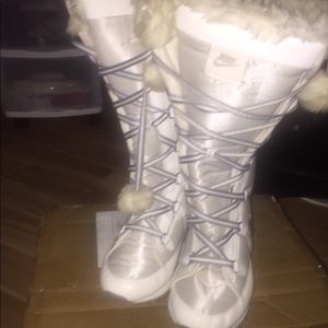 Nike Winter Boots